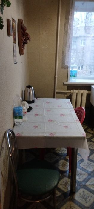 Сдам 1 комнатную квартиру 5000 в эту сумму входят коммунальные услуги