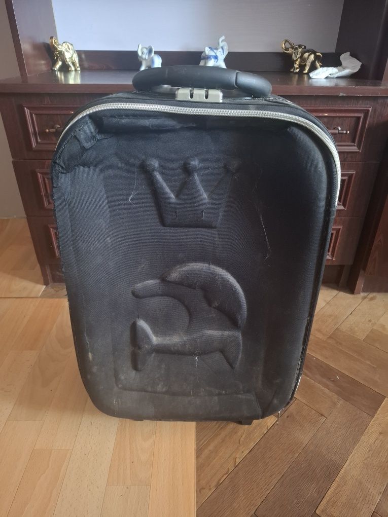 Sprzedam walizkę