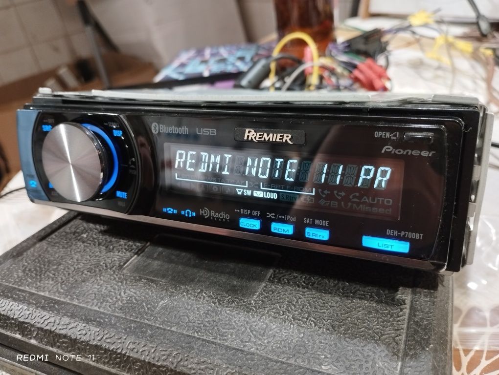 Radio samochodowe Pioneer Premier DEH-P700BT + pilot