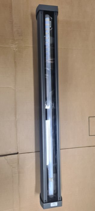 Oprawa WALL LED 2200 SH SYM MEDIUM E IP65 840/L-619mm