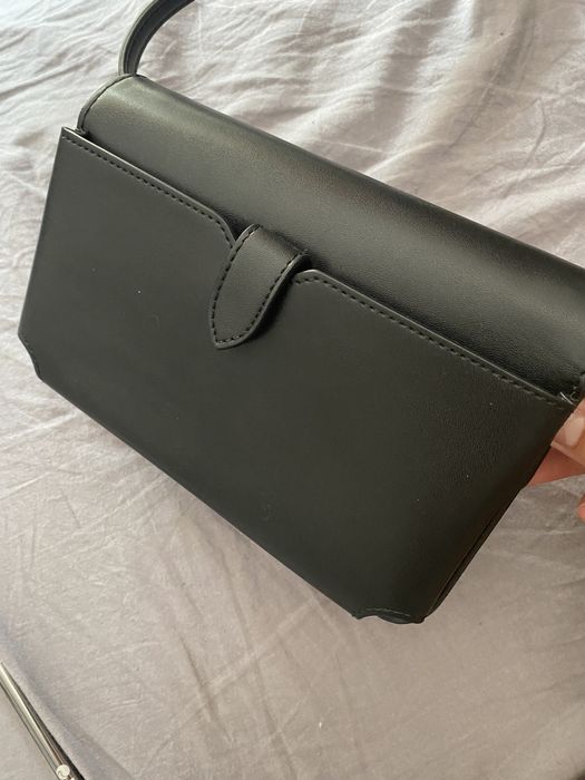 torebka guess na ramie