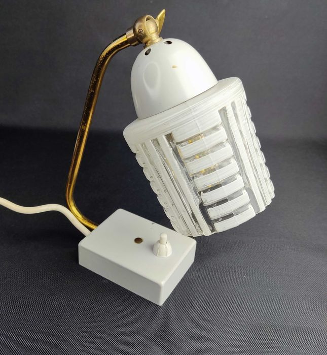 Lampka nocna metalowa z kloszem szklanym - lata 60 - stan bardzo dobry