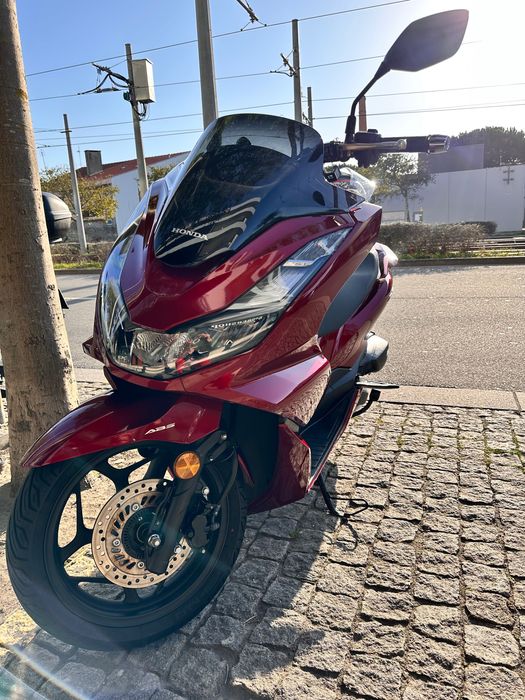 Pcx 2022 com apenas 13.000 km