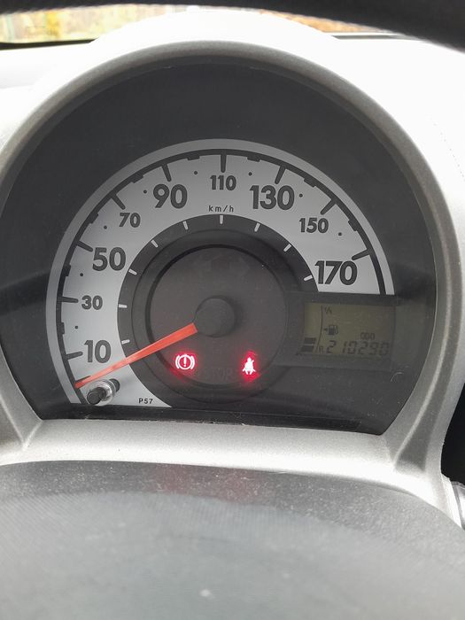 Продам Citroen c1 2010