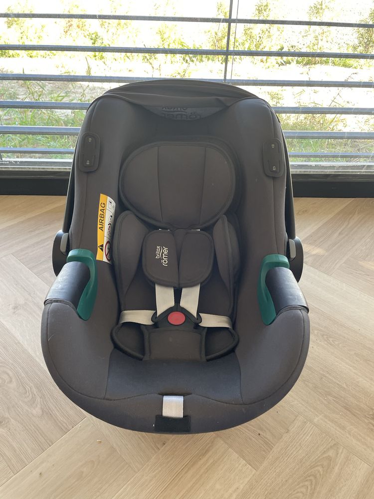 Fotelik samochodowy BRITAX SAFE iSENSE