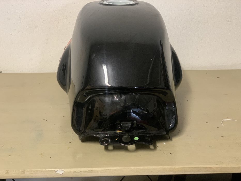 Depósito combustível!