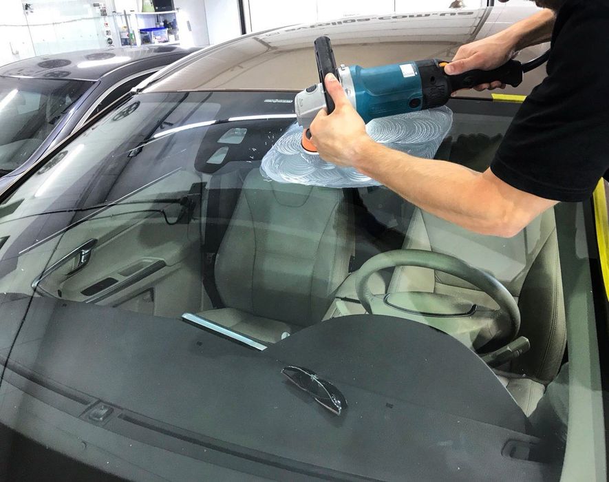 ПОЛІРУВАННЯ лобового скла,бокові та заднього скла ЯКІСНО!з Гарантією.