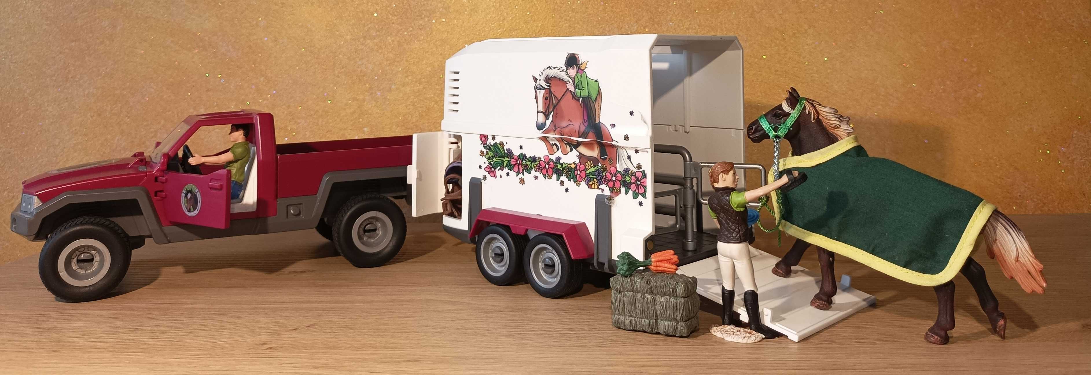 Schleich Pick Up z przyczepą dla konia 42346