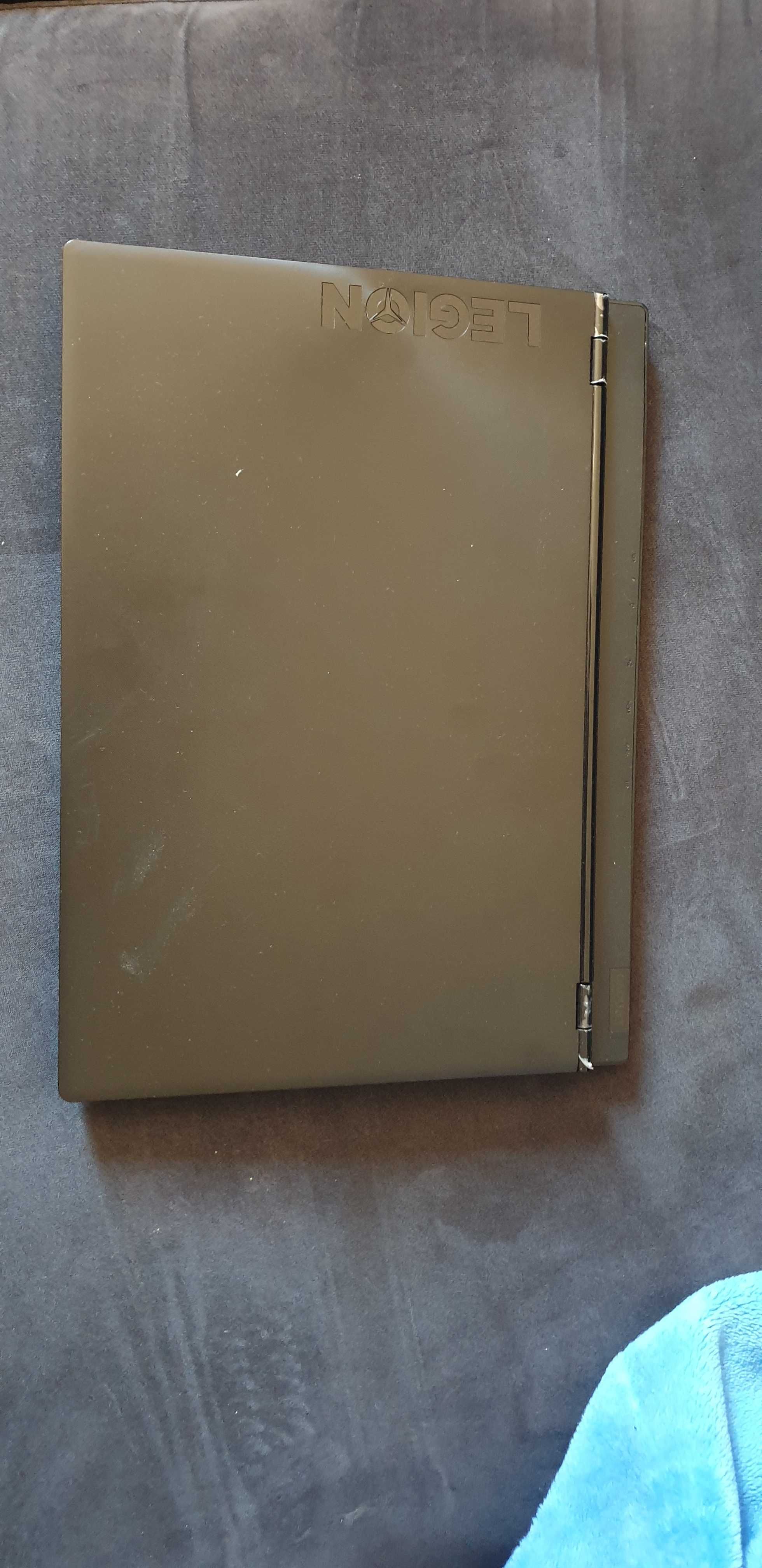 Portátil lenovo legion y530 avariado