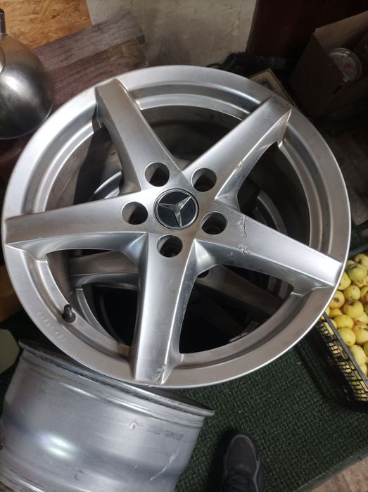 Диски широкие разболтовка почти 112 болты закручиваются