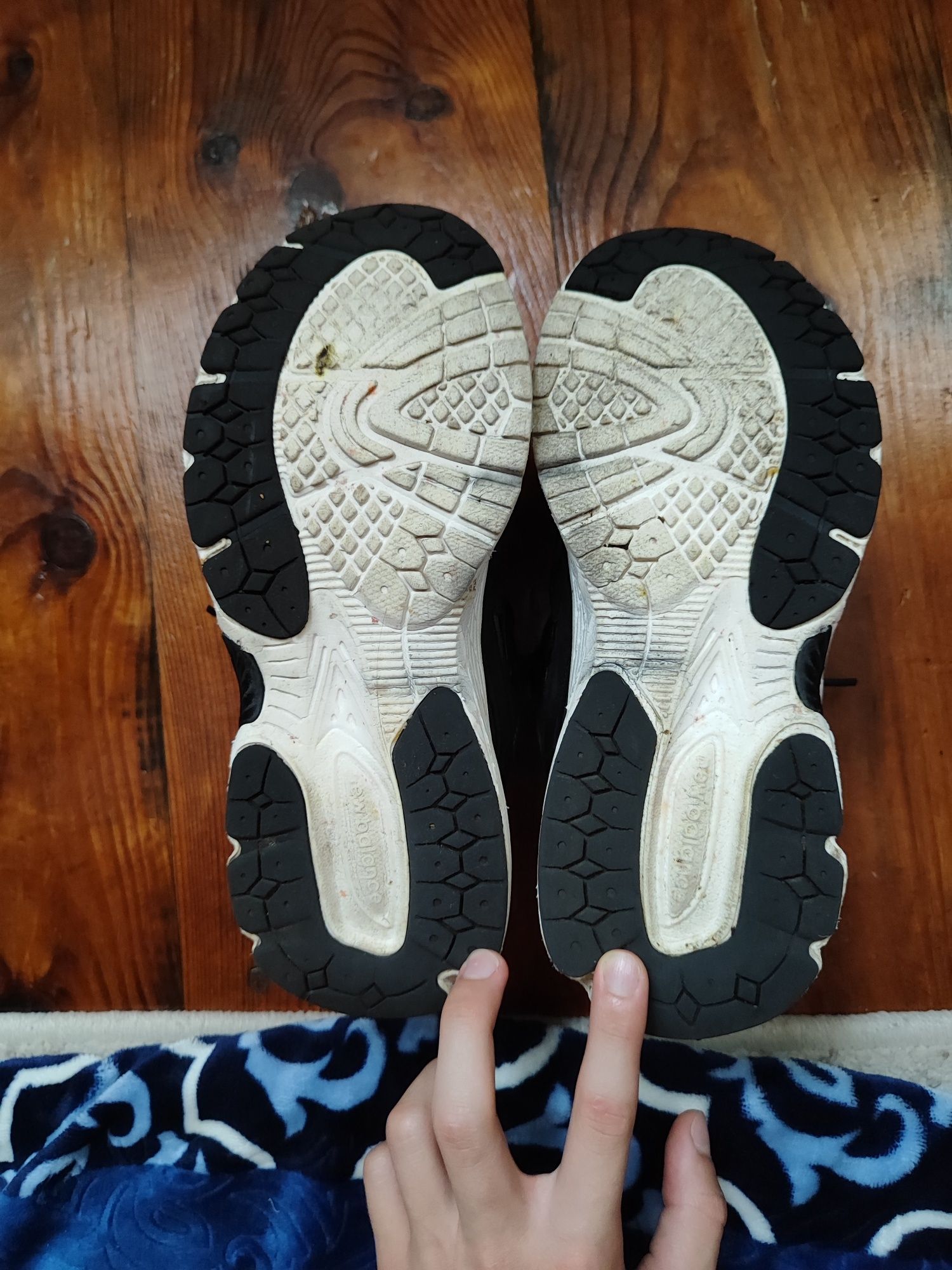 Кросівки New Balance 2002r 38 24