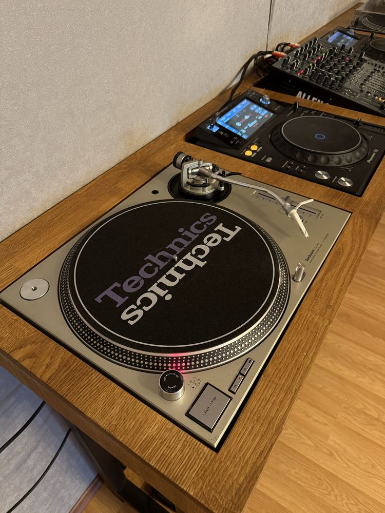Вініловий програвач Technics SL-1200MK3D