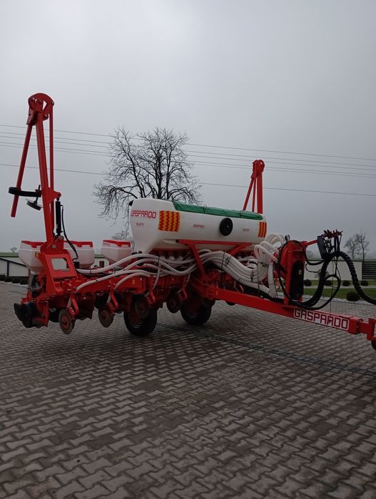 Siewnik do kukurydzy gaspardo monosem kuhn amazone