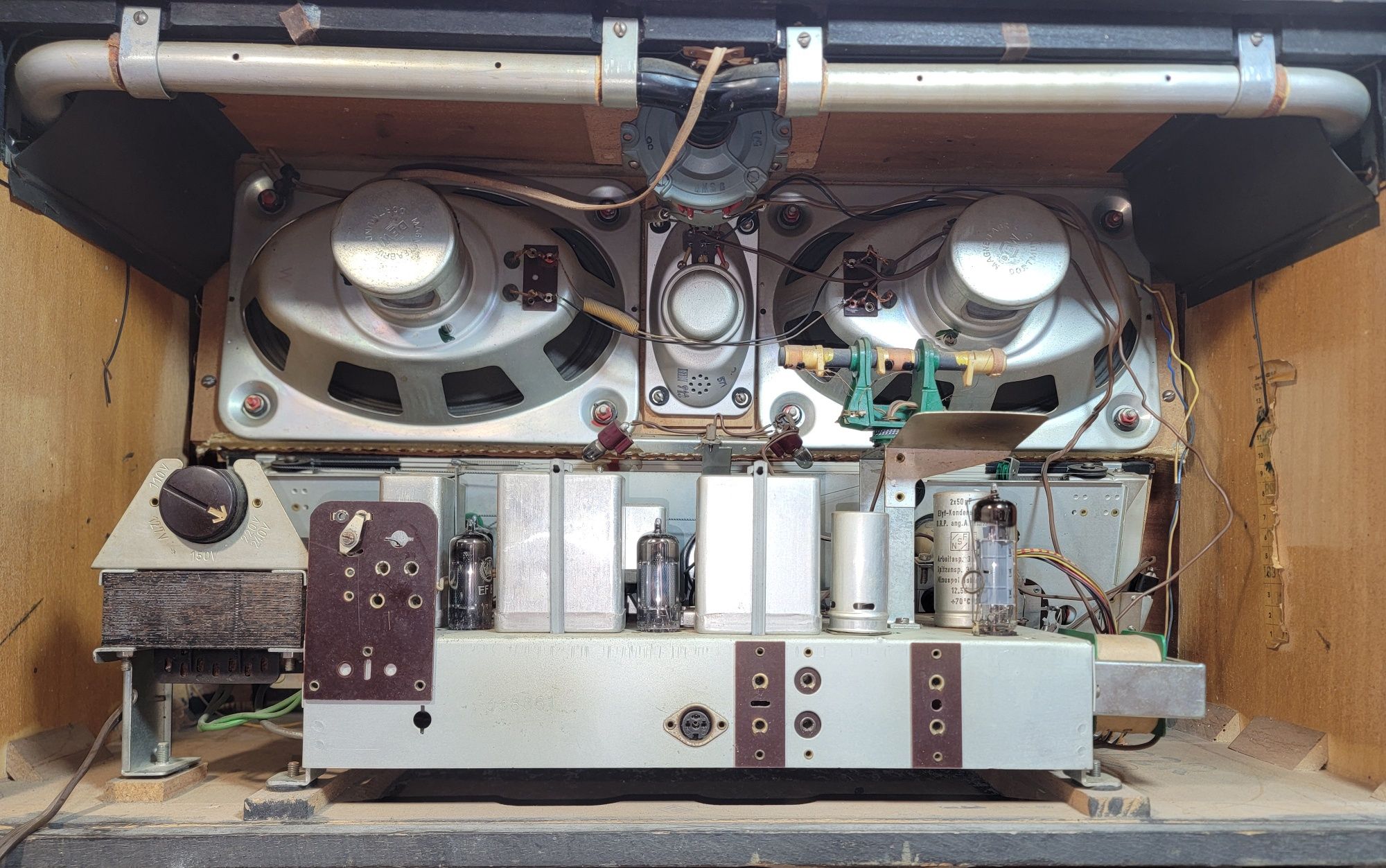 Rádio antigo reparado Graetz