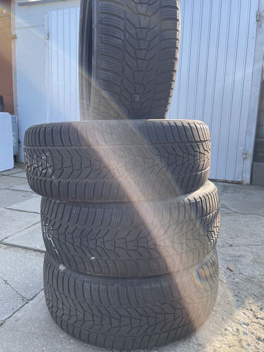 Opony zimowe Hankook Winter Evo3 R19