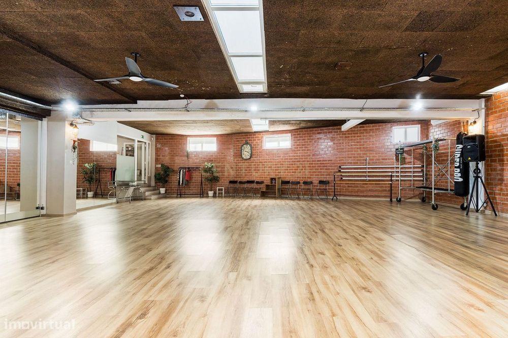 Centro Multidisciplinar junto ao Jamor – 300m²