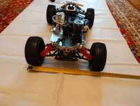 RC машинка на нітро моторі