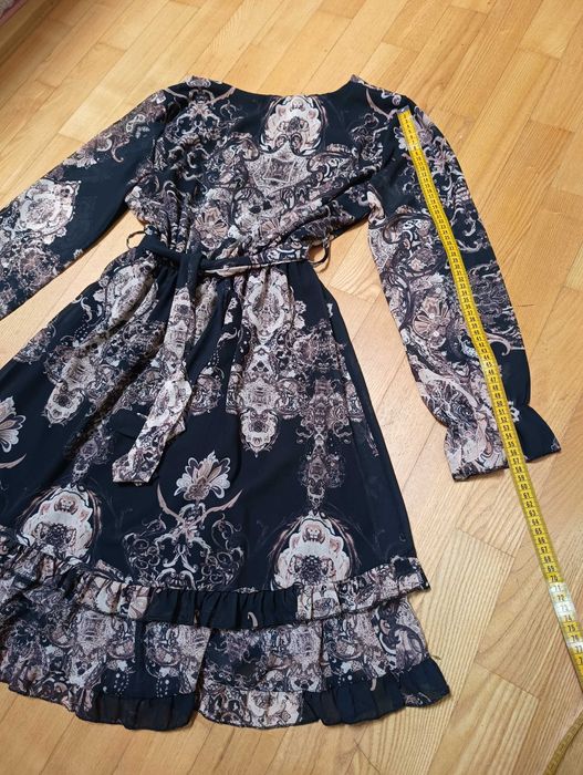 Sukienka włoska czarno-beżowa  S/M