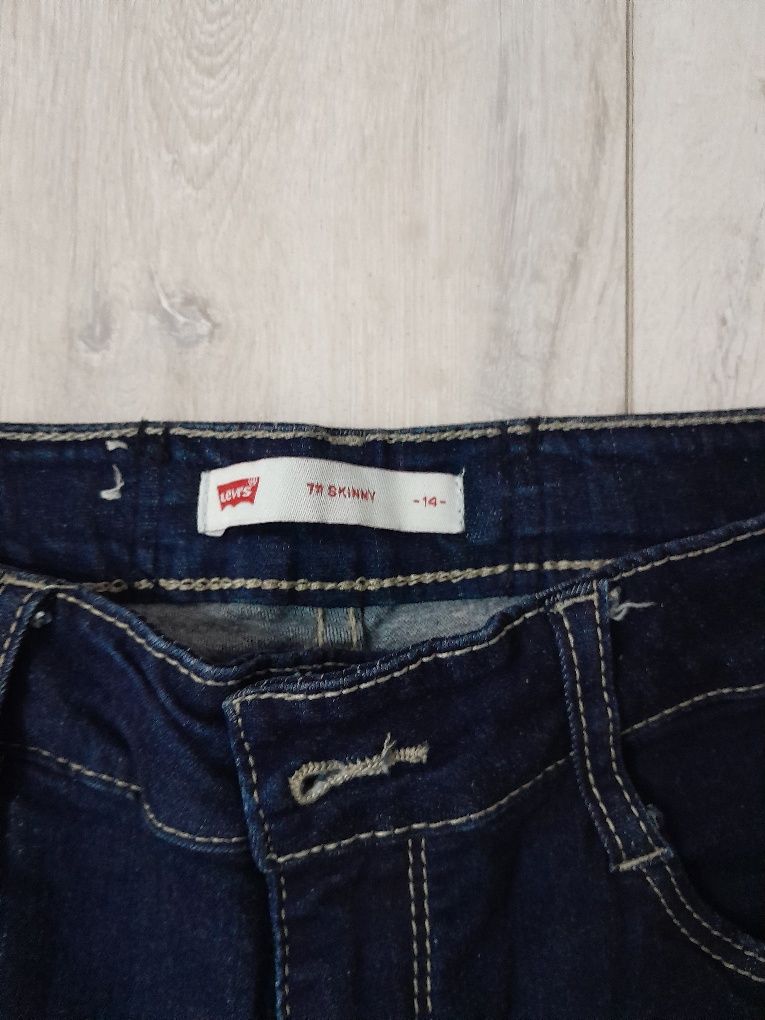 Jeansy Levis XS granatowe