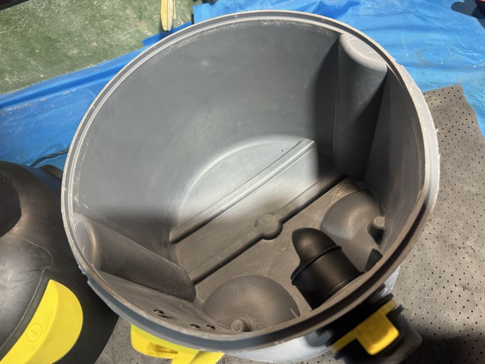 Продам пылесосы karcher T10/1 karcher T7/1 Classic