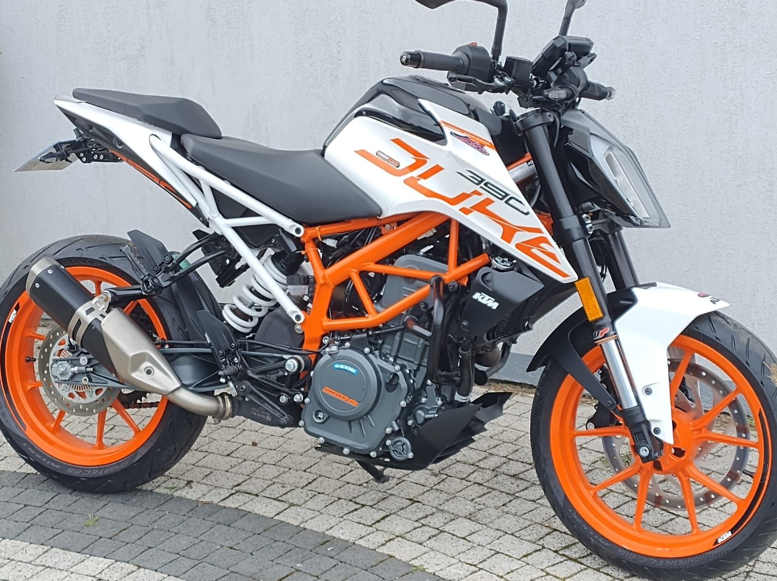 KTM DUKE 390 ABS 32 kw kat. A2 Przebieg 4 tys.