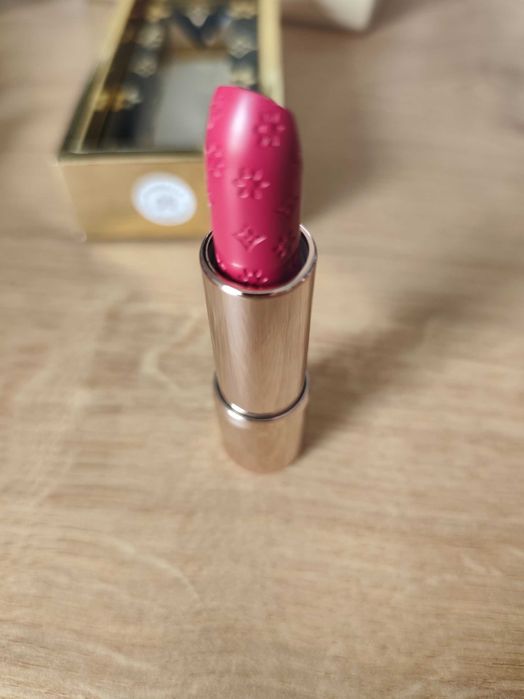 Pomadka szminka 05 ultra matte lipstick ourbella