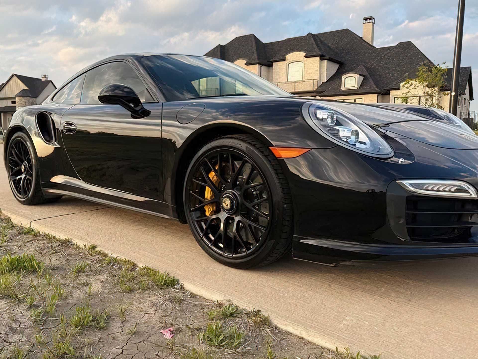 Porsche 911 Turbo 2016