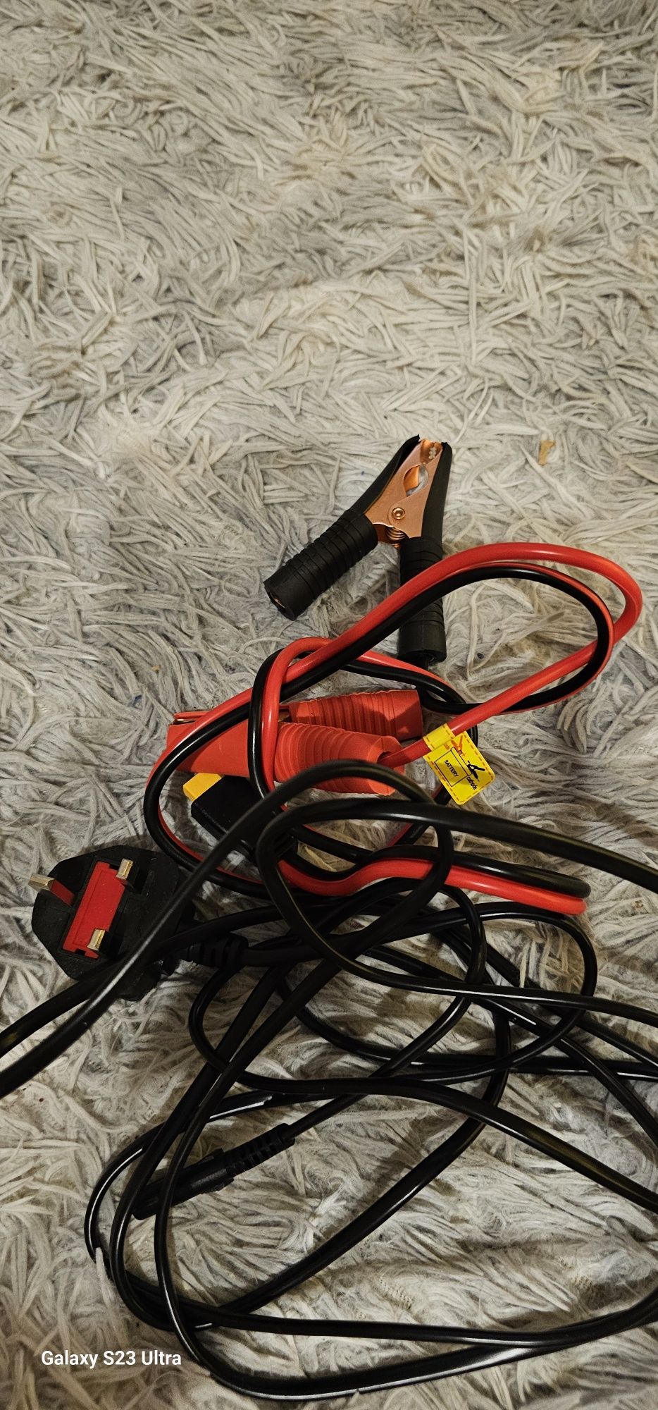 Ładowarka mikroprocesorowa SMART HTRC 15A 12/24V