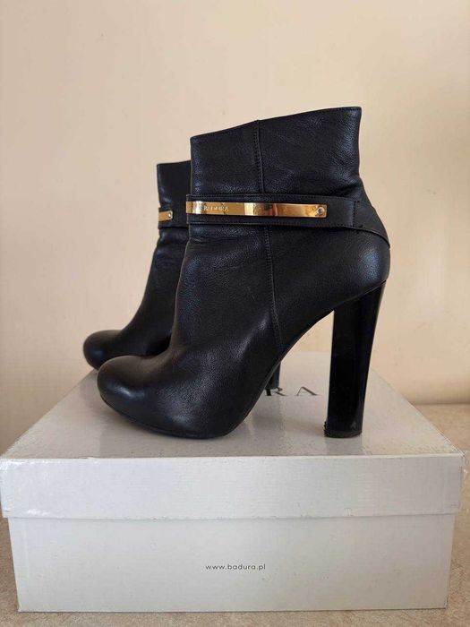 Короткі чоботи шкіряні, розмір 40