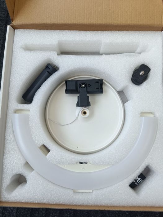 Lampa pierścieniowa Phottix Nuada Ring 10