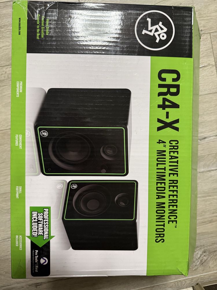 Monitory studyjne MACKIE CR4X + subwoofer MACKIE CR8S-X BT