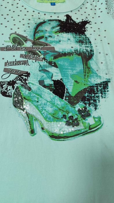 Футболка нова, розмір S, ціна 200 грн.