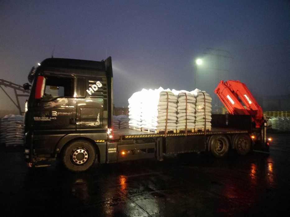 Usługi HDS i Transport, przewóz KoNtEnErÓw, MaSzYn