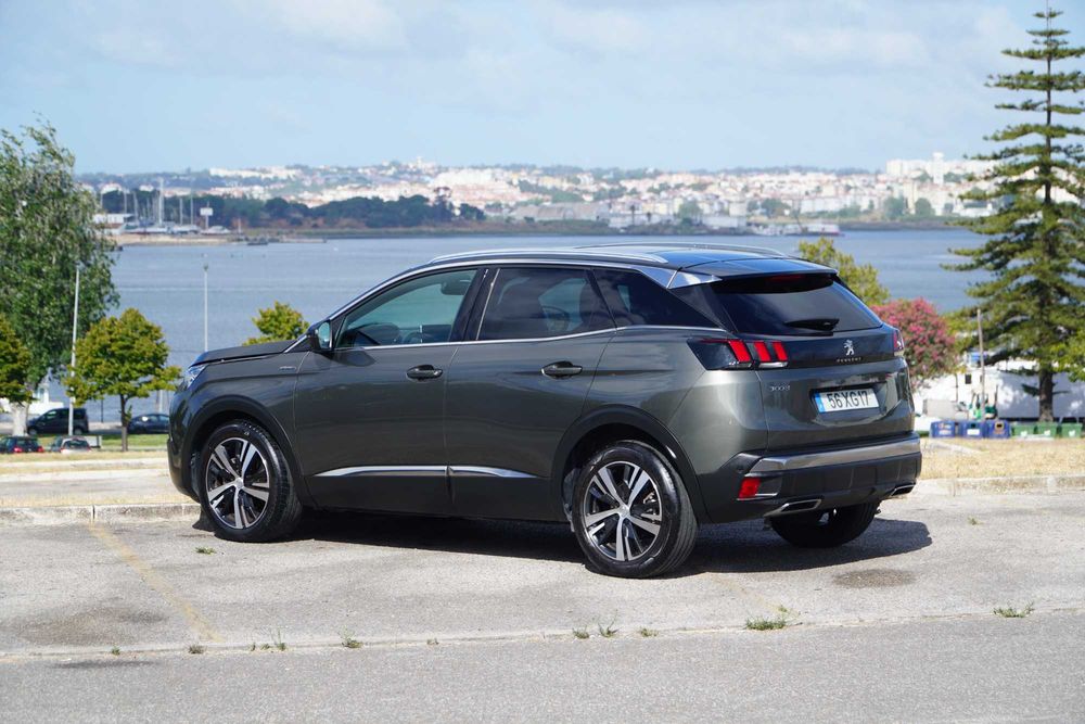 Peugeot 3008 1.5 BlueHDi 130cv GTLine