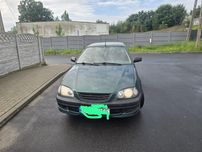 Yoyota avensis  1.6b