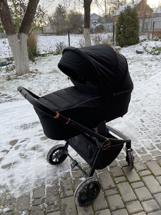 Коляска Carello epica 2в1