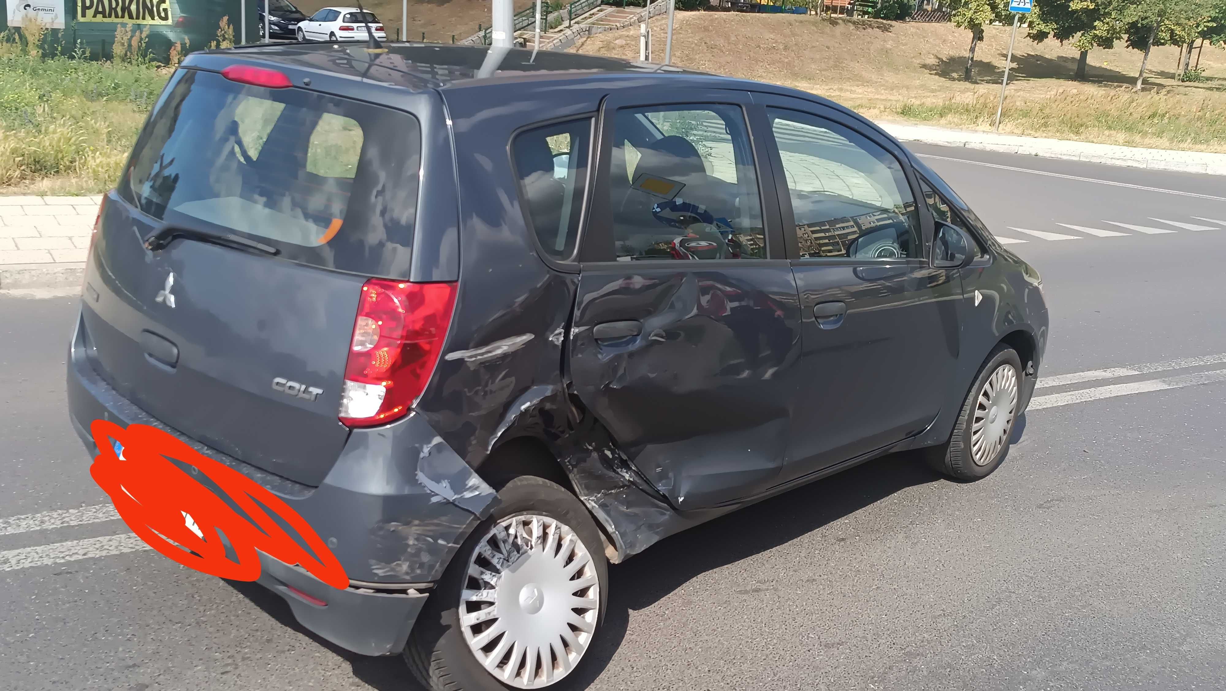 Sprzedam Mitsubishi Colt z30, powypadkowe