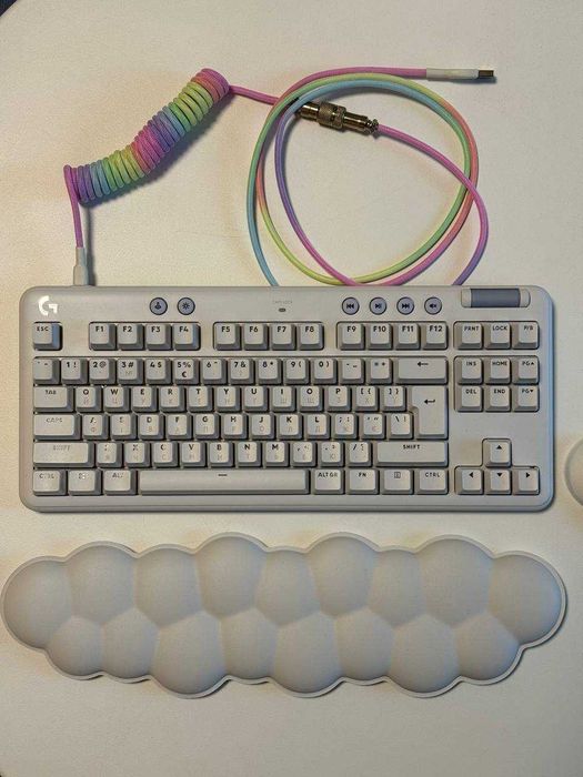 Клавіатура Logitech G713