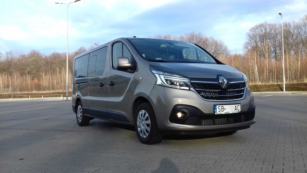 Wynajem busa 9 osób LONG