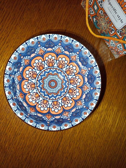 Ceramiczna miseczka do domu jak i na prezent