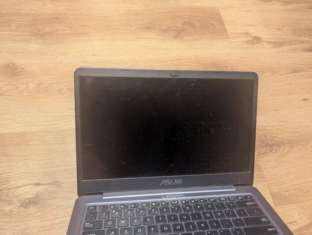 Asus vivobook S14
