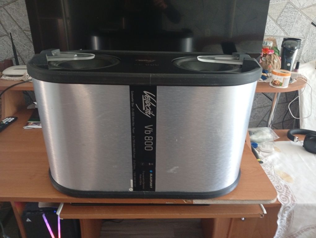 Продам сабвуфкр blaupunkt Vb 800