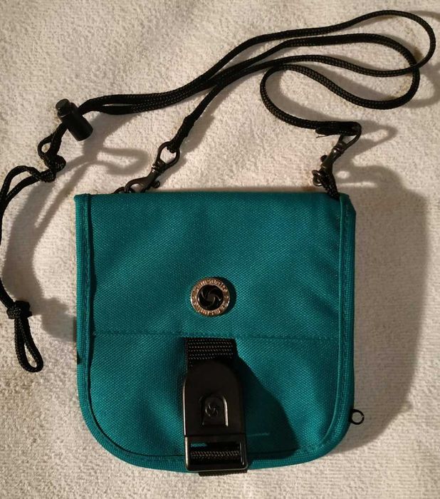 Saszetka Samsonite Paszportówka Czarna nylonowa Portfel podróżny