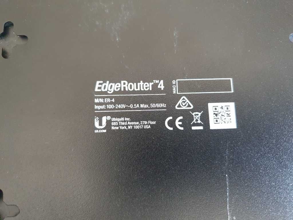 Router Ubiquiti EdgeRouter ER-4