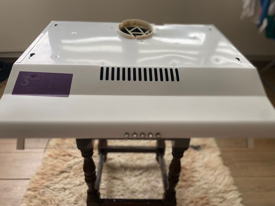 Кухонна витяжка б/у