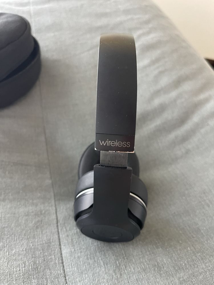 Auscultadores headphones Beats Solo 3 wireless em óptimo estado