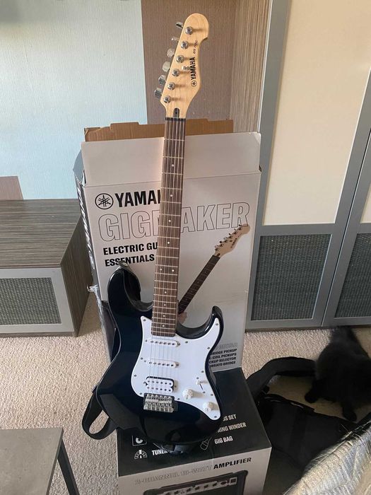 Гітарний набір. Електрогітара YAMAHA GIGMAKER EG112 та комбік