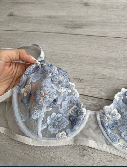 Сексуальна білизна р.М 75в