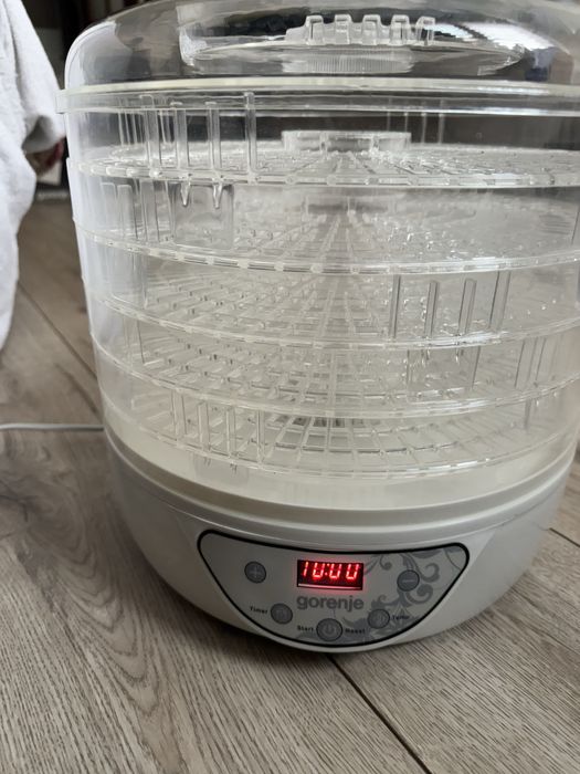 Сушарка для фруктів та овочів Gorenje FDK24DW