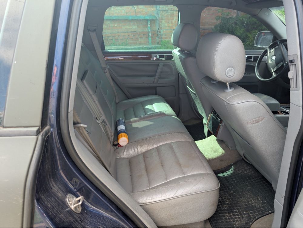 Volkswagen Touareg 2.5 cdi